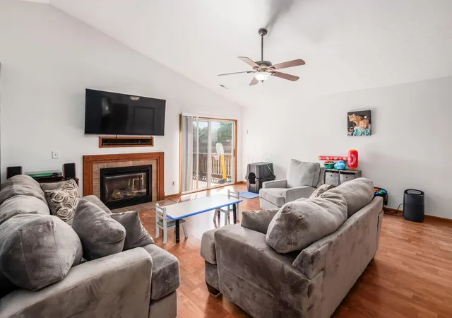 image of 6865 Manor Crest Ln, Canal Winchester, OH 43110 | MLS# 226014503