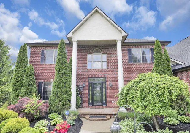 image of 10119 Fairfield Farms Dr, Canal Winchester, OH 43110 | MLS# 226014800