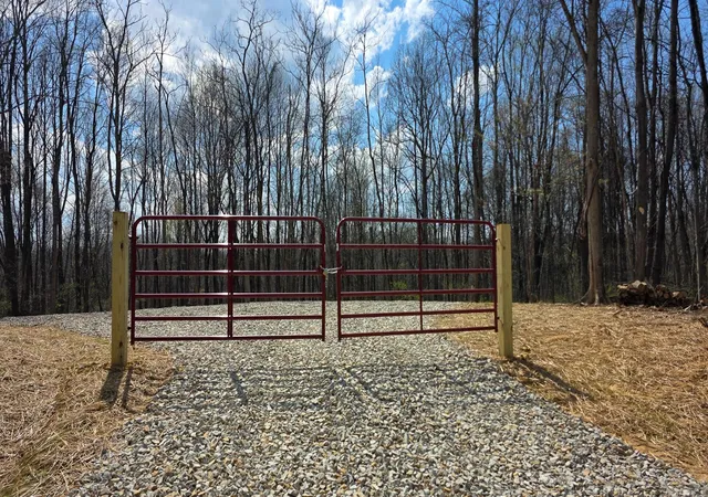 18th image of 0 Dennis Rd #(Tract 1 at Muskingum Woods), Zanesville, OH 43701 | MLS# 226014709