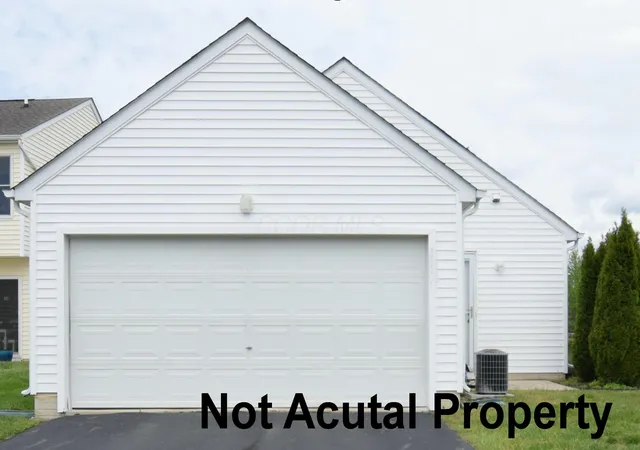 2nd image of 1976 Jamesburg, Newark, OH 43055 | MLS# 226014751
