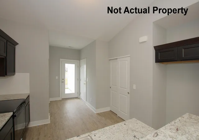Photo 3 of Condo for sale at 1976 Jamesburg, Newark, OH 43055 | MLS# 226014751 | Listing updated on 2026-10-06