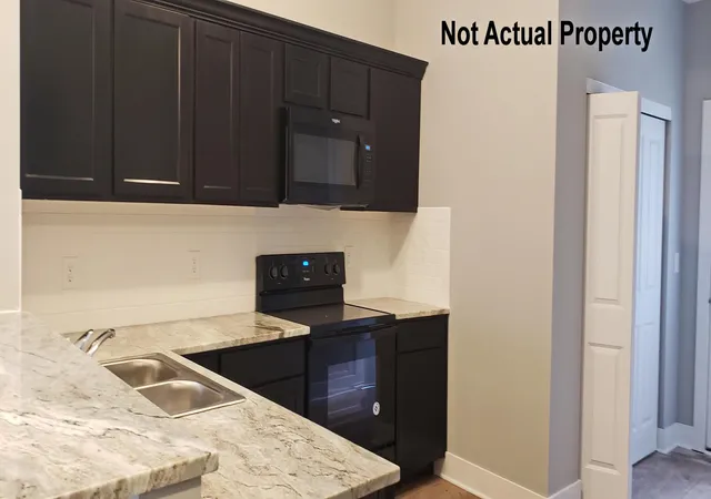 Photo 4 of Condo for sale at 1976 Jamesburg, Newark, OH 43055 | MLS# 226014751 | Listing updated on 2026-10-06