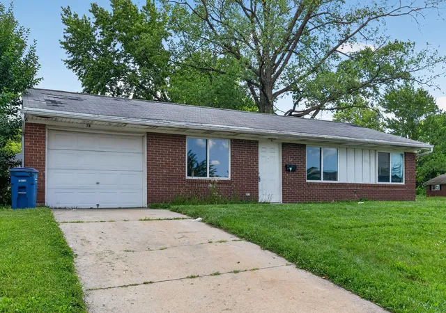 Photo 1 of Sale Pending at 74 Huber Village Blvd, Westerville, OH 43081 | MLS# 226017757 | Listing updated on 2026-09-04