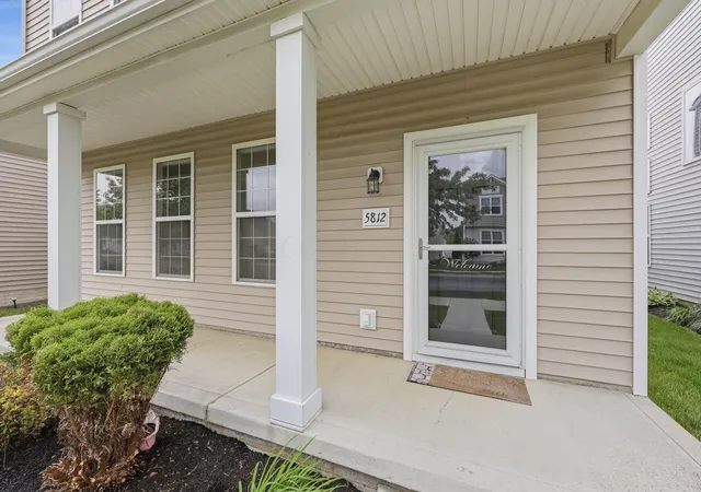 Homes for sale in Dublin, OH | 5812 Trail Creek Dr, Dublin, OH 43016 | MLS# 226014768