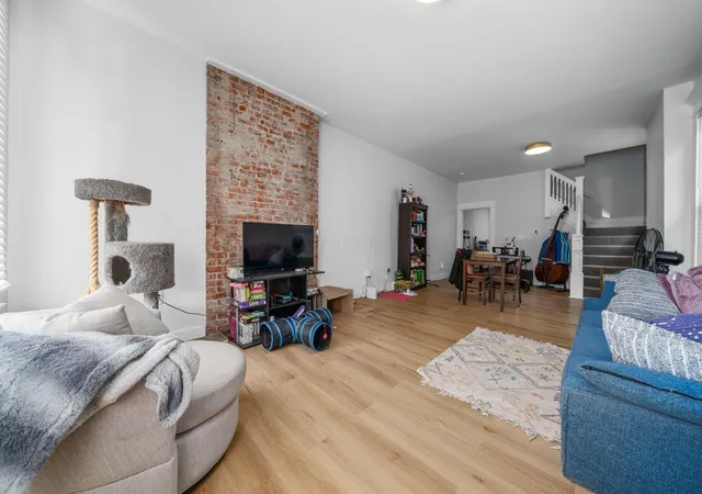 Photo 3 of Multi family home for sale at 31 33 Linwood Ave, Columbus, OH 43205 | MLS# 226019767 | Listing updated on 2026-07-29