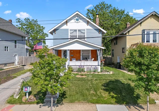 2nd image of 1040 S Champion Ave, Columbus, OH 43206 | MLS# 226014880