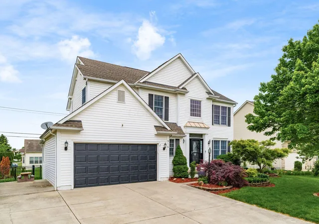 1st image of 916 Washington St, Pickerington, OH 43147 | MLS# 226015063