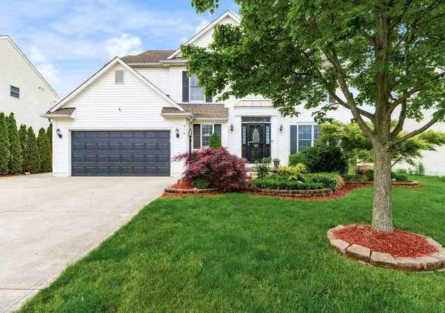 2nd image of 916 Washington St, Pickerington, OH 43147 | MLS# 226015063