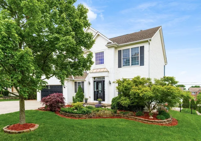 3rd image of 916 Washington St, Pickerington, OH 43147 | MLS# 226015063