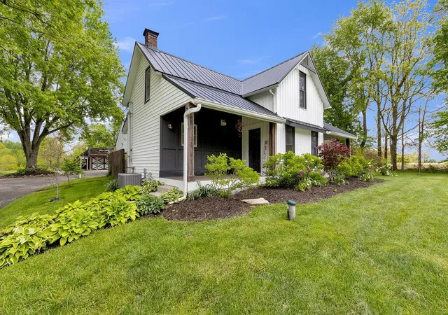Homes for sale in Johnstown, OH | 5544 Miller Church Rd, Johnstown, OH 43031 | MLS# 226014978