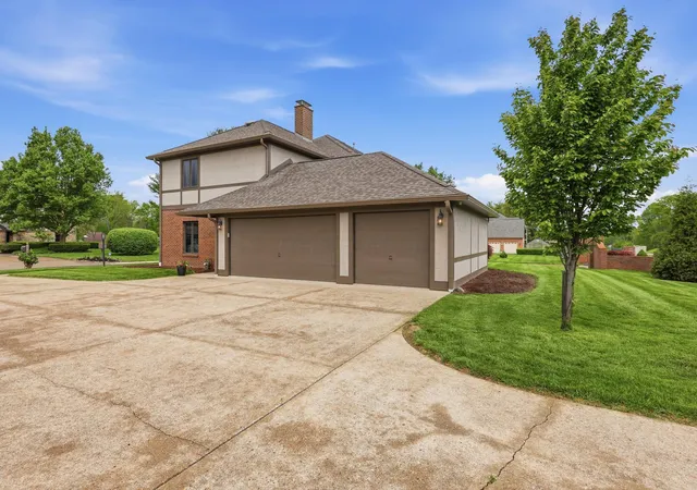 4th image of 180 Stanwick Ct, Newark, OH 43055 | MLS# 226015015