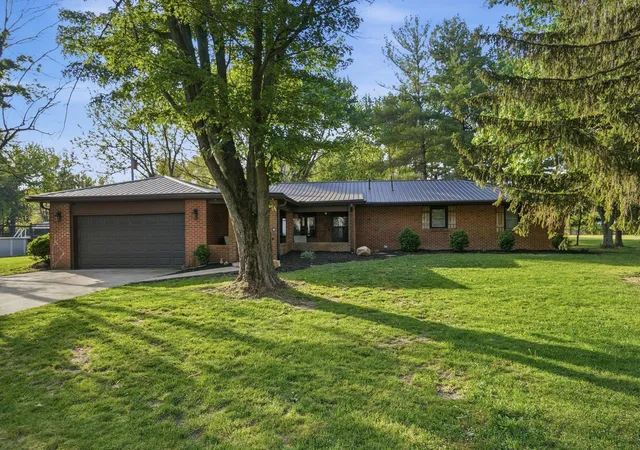 Homes for sale in Mount Sterling, OH | 10977 Mckendree Rd, Mount Sterling, OH 43143 | MLS# 226015036