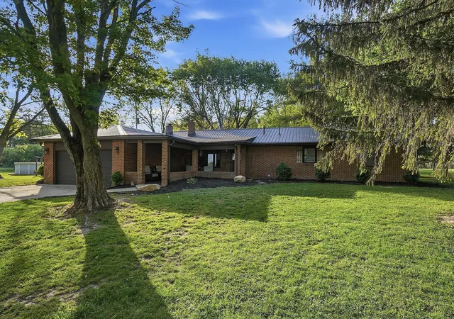 Homes for sale in Mount Sterling, OH | 10977 Mckendree Rd, Mount Sterling, OH 43143 | MLS# 226015036