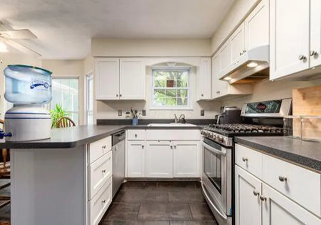 3rd image of 1003 Cross Country Dr, Columbus, OH 43235 | MLS# 226017273