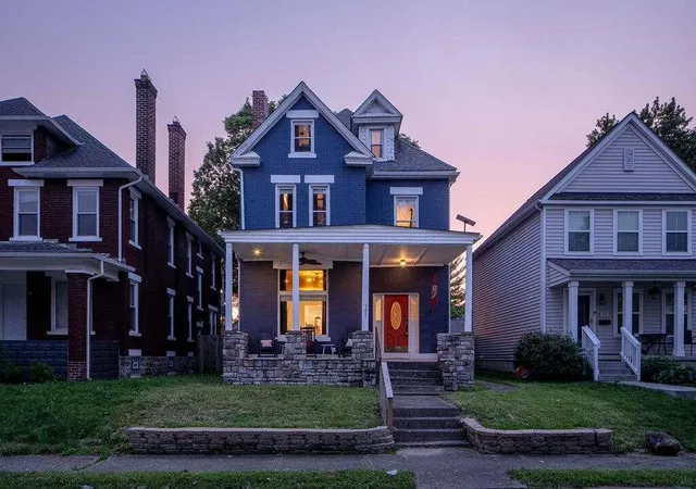 1st image of 907 S Champion Ave, Columbus, OH 43206 | MLS# 226015094