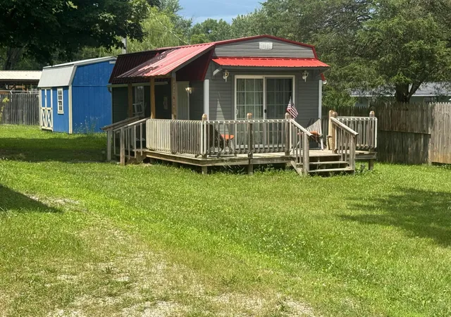 1st image of 10723 Hiawatha Rd, Hillsboro, OH 45133 | MLS# 226015090