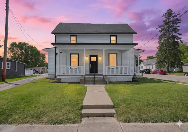 Homes for sale in Circleville, OH | 485 N Pickaway St, Circleville, OH 43113 | MLS# 226015431