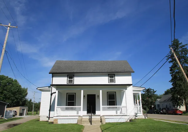 Homes for sale in Circleville, OH | 485 N Pickaway St, Circleville, OH 43113 | MLS# 226015431