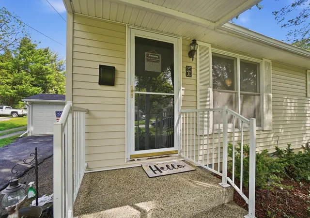 Homes for sale in Newark, OH | 80 N Westmoor Ave, Newark, OH 43055 | MLS# 226015189
