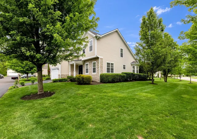 Homes for sale in Blacklick, OH | 6951 Rochelle Ln, Blacklick, OH 43004 | MLS# 226015458