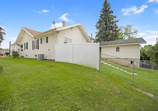 Homes for sale in Bellefontaine, OH | 624 S Detroit St, Bellefontaine, OH 43311 | MLS# 226020673