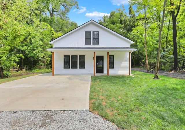Photo 4 of Single family home for sale at 13464 Forest Rd NE, Thornville, OH 43076 | MLS# 226030400 | Listing updated on 2026-08-26