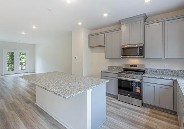 Listing Photo 4 - Condo for sale in building located at 4129 Tuller Rd, Dublin, OH 43017 - Unit #Lot 2904