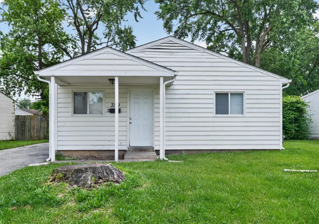 Photo 1 of Sale Pending at 3119 Houston Dr, Columbus, OH 43207 | MLS# 226021621 | Listing updated on 2026-10-27