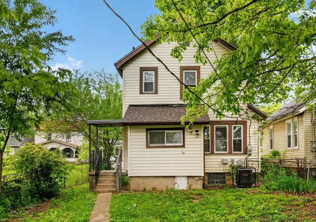 Homes for sale in Columbus, OH | 1389 Genessee Ave, Columbus, OH 43211 | MLS# 226017333