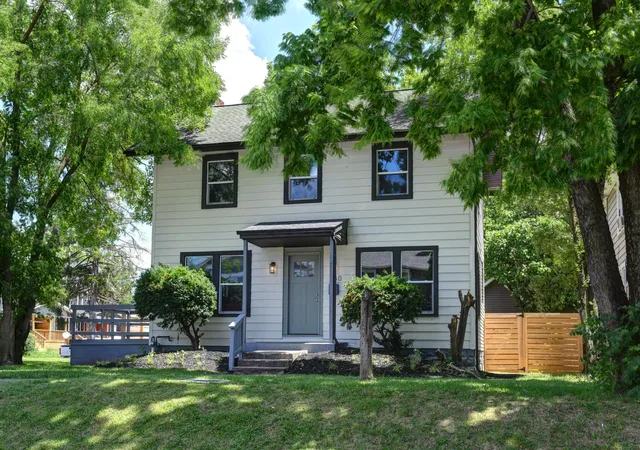 1st image of 1130 Wilson Ave, Columbus, OH 43206 | MLS# 226015886