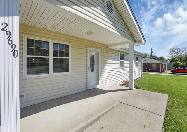 Homes for sale in Logan, OH | 29690 Cherrycrest Dr, Logan, OH 43138 | MLS# 226016253