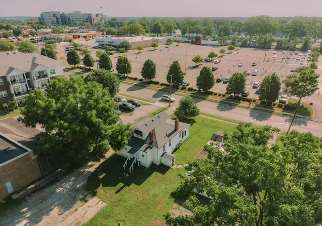 3rd image of 91 Robinwood Ave, Columbus, OH 43213 | MLS# 226016135