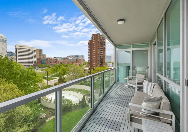 3rd image of 1 Miranova Pl #615, Columbus, OH 43215 | MLS# 226016149