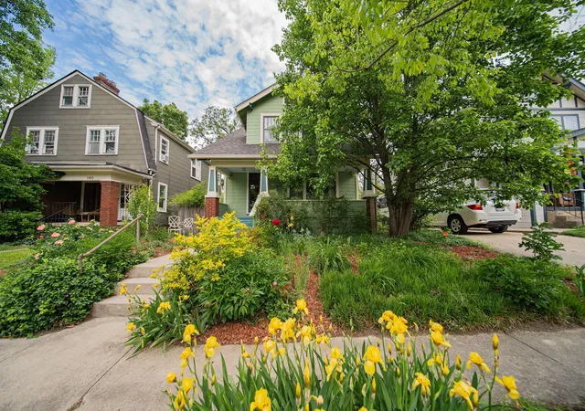 Homes for sale in Columbus, OH | 144 Crestview Rd, Columbus, OH 43202 | MLS# 226016196