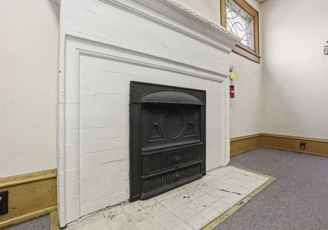 Homes for sale in Mount Vernon, OH | 102 E Gambier St, Mount Vernon, OH 43050 | MLS# 226016236