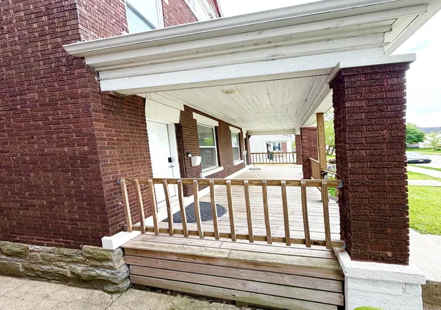 4th image of 516-518 S Champion Ave, Columbus, OH 43205 | MLS# 226016264
