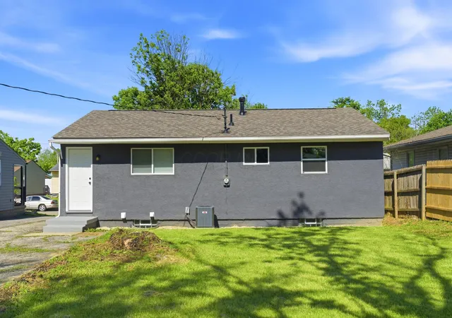 Photo 37 of Single family home for sale at 1804 Kelton Ave, Columbus, OH 43207 | MLS# 226016275 | Listing updated on 2026-09-15