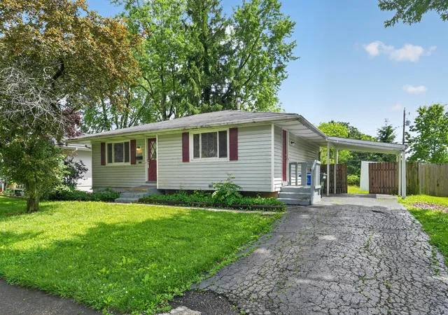 Photo 3 of Sale Pending at 6513 Portsmouth Dr, Reynoldsburg, OH 43068 | MLS# 226019363 | Listing updated on 2026-07-30