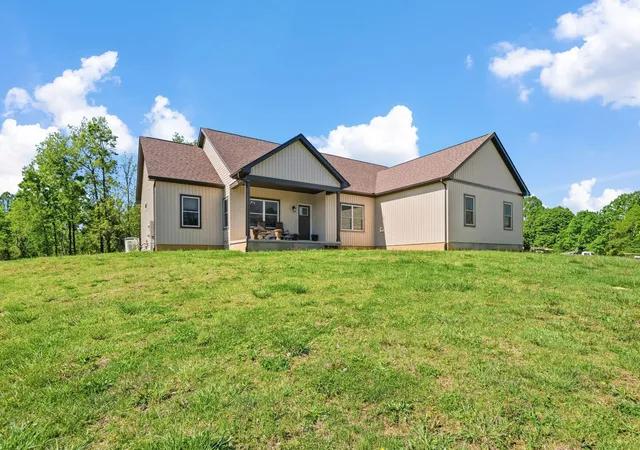 Photo 4 of Single family home for sale at 8895 Portie Flamingo Rd, New Lexington, OH 43764 | MLS# 226016339 | Listing updated on 2026-09-22
