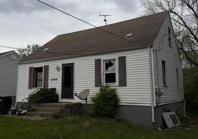 2nd image of 2246 Aberdeen Ave, Columbus, OH 43211 | MLS# 226016334