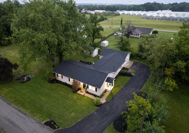 2nd image of 6375 W Mohican Dr, Powell, OH 43065 | MLS# 226016711