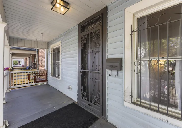 Homes for sale in Columbus, OH | 2416 Summit St, Columbus, OH 43202 | MLS# 226016924
