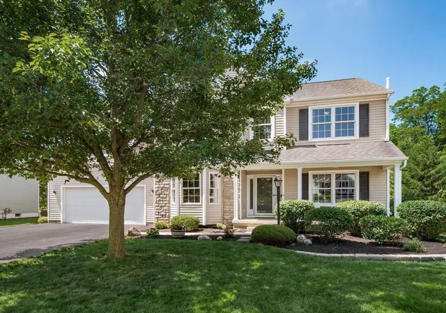 Homes for sale in Marysville, OH | 1811 Chiprock Dr, Marysville, OH 43040 | MLS# 226024780