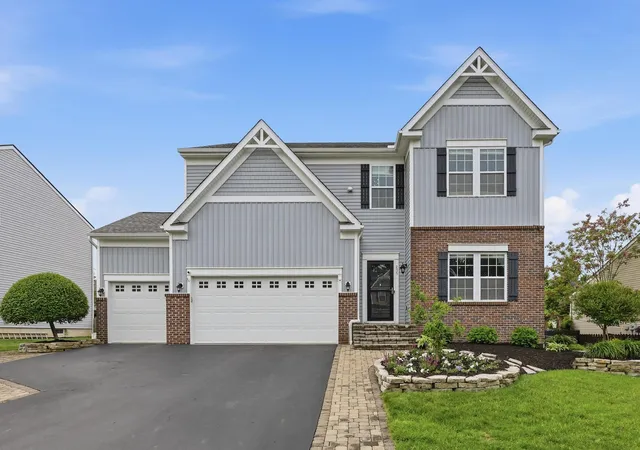 Homes for sale in Johnstown, OH | 235 Weeping Willow Run Dr, Johnstown, OH 43031 | MLS# 226018289