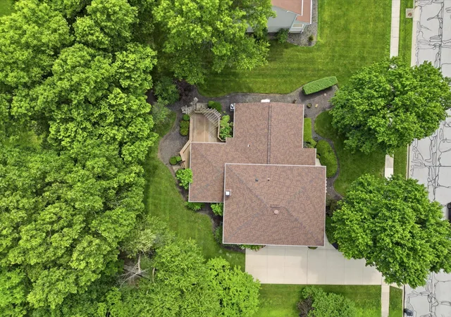 Homes for sale in Gahanna, OH | 98 Walcreek Dr W, Gahanna, OH 43230 | MLS# 226017629