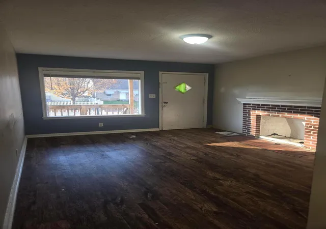 3rd image of 2152 Gerbert Rd, Columbus, OH 43211 | MLS# 226017765