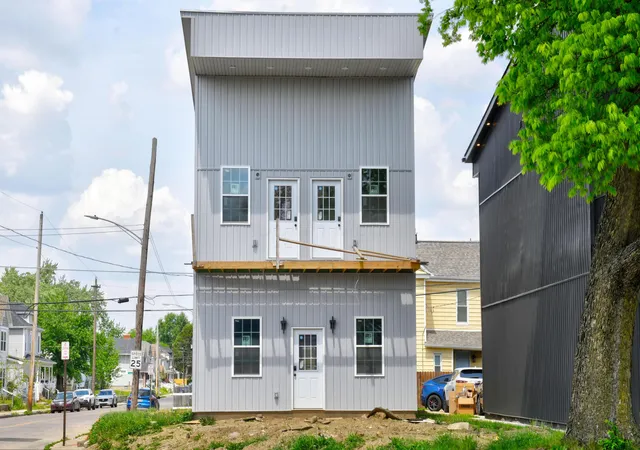 Homes for sale in Columbus, OH | 88 E Innis Ave, Columbus, OH 43207 | MLS# 226017996