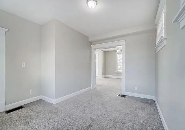 Homes for sale in Columbus, OH | 94 N Oakley Ave, Columbus, OH 43204 | MLS# 226017211