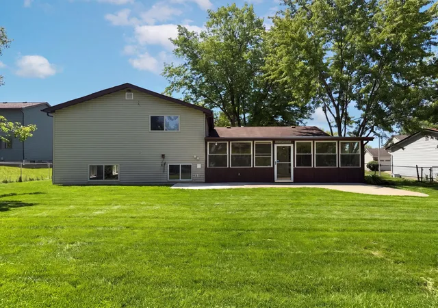 5th image of 712 Fleetrun Ave, Columbus, OH 43230 | MLS# 226016754