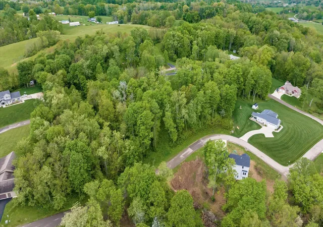3rd image of 3075 Corbin Dr, Zanesville, OH 43701 | MLS# 226018455